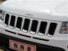  Jeep ָ 2011 2.4 